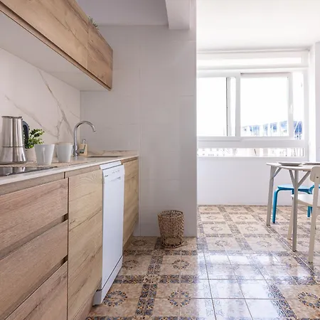 Soleado En El Centro De La Ciudad Santender